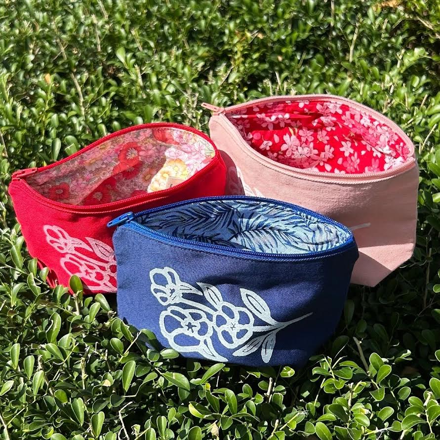 Zip pouch - hand printed - Sturt desert rose