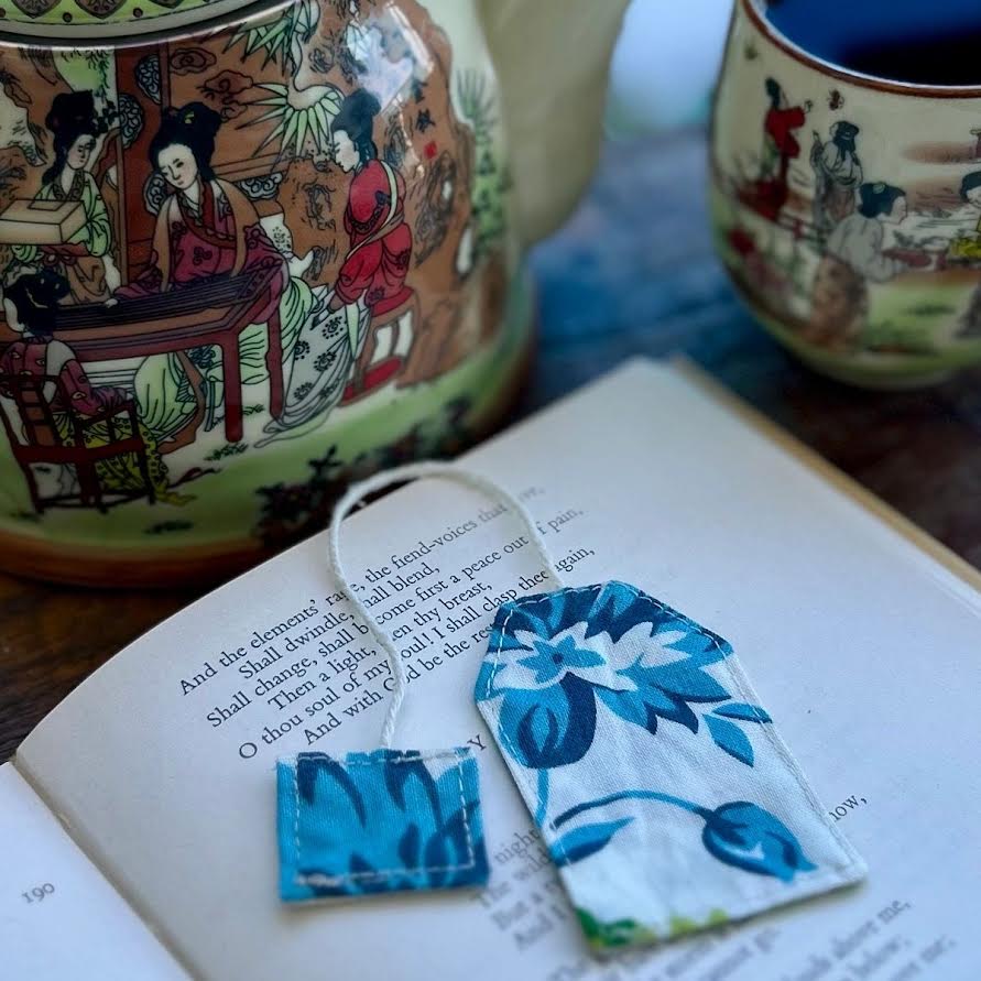Bookmark - fabric teabag