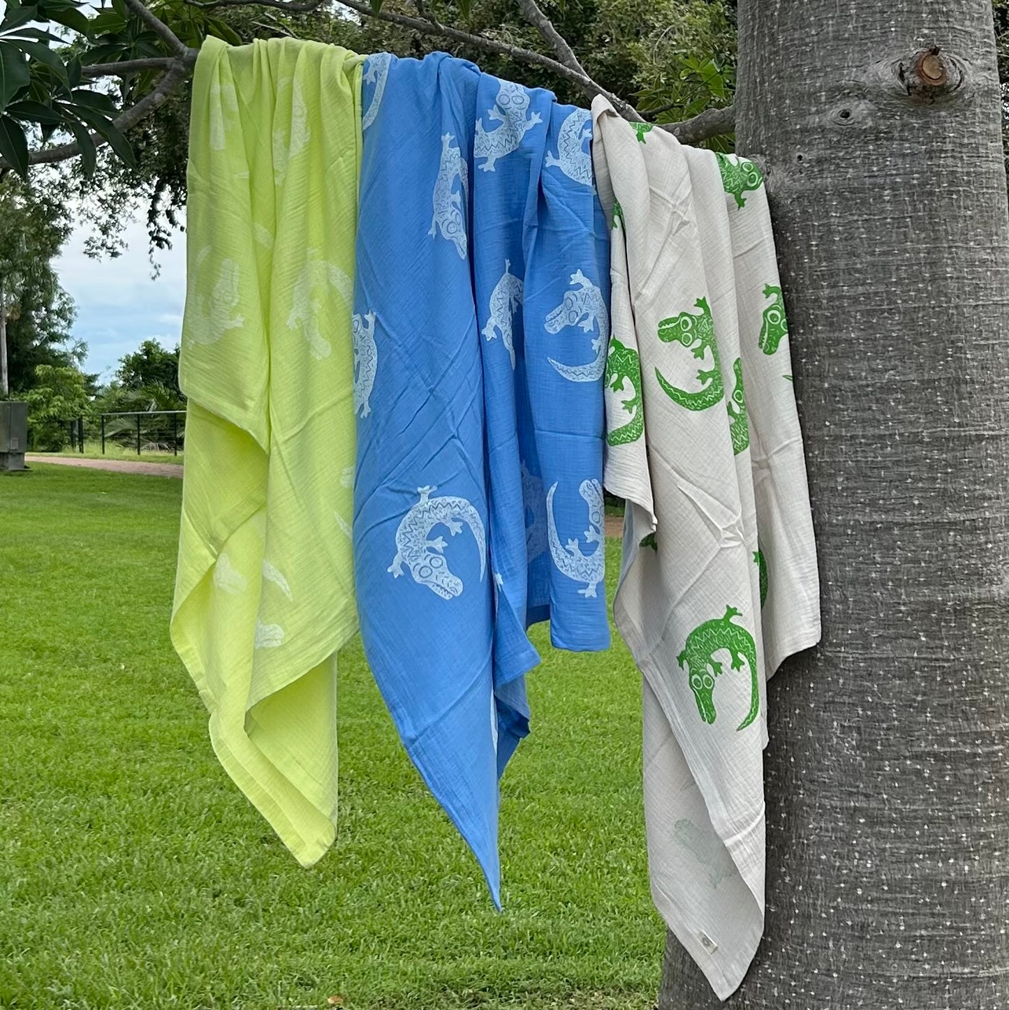 Baby wrap - hand printed - crocodile