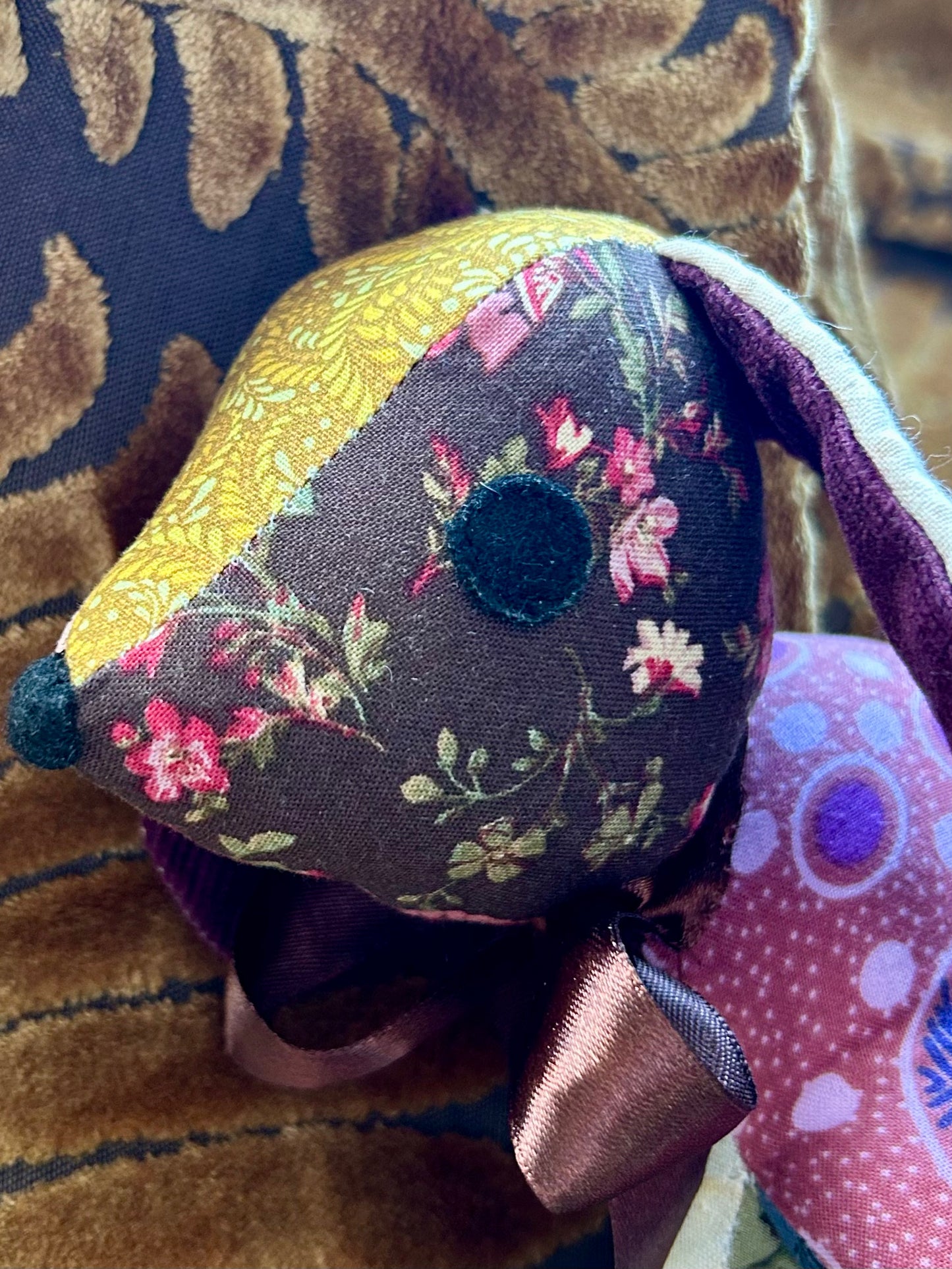 Toy - Huggy Hound - Huxley