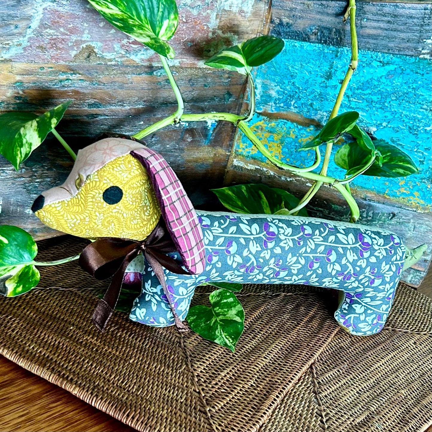 Toy - Huggy Hound - Hugo