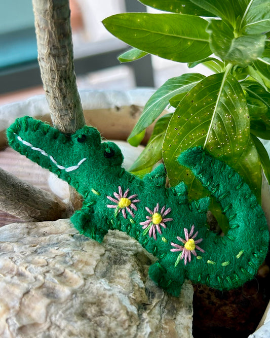 Brooch - hand stitched - crocodile