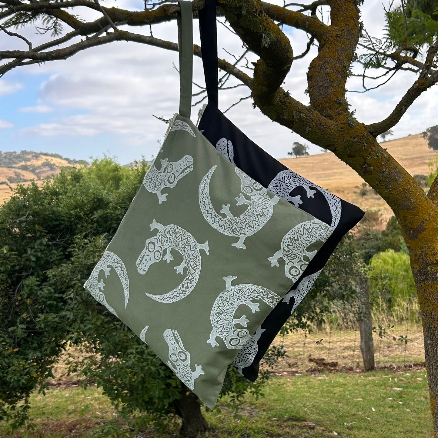 Wet bag large - hand printed - crocodiles