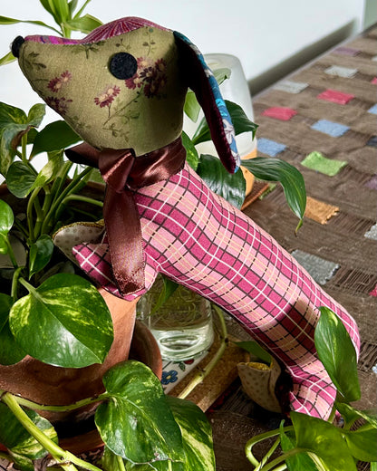 Toy - Huggy Hound - Hattie