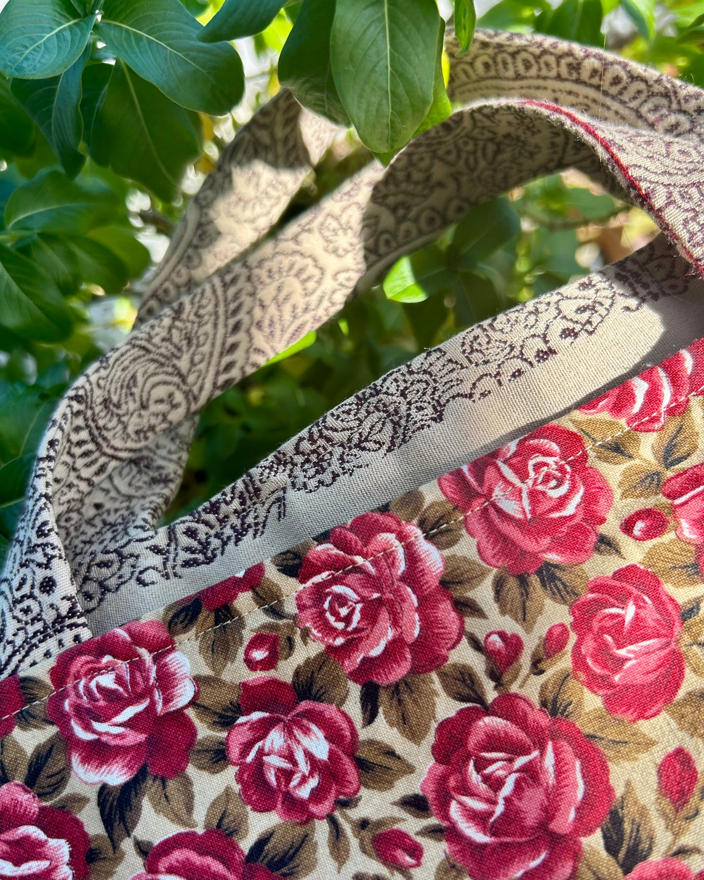 Short Handle Shopper - (reversible) paisley and roses