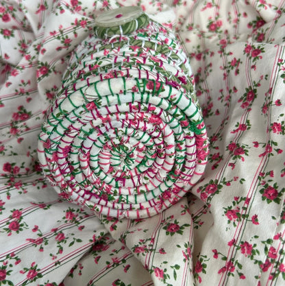 Pencil pot - Hand stitched - cottage